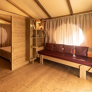 Delle Rose & Glamping Village Kompleks wypoczynkowy Isolabona